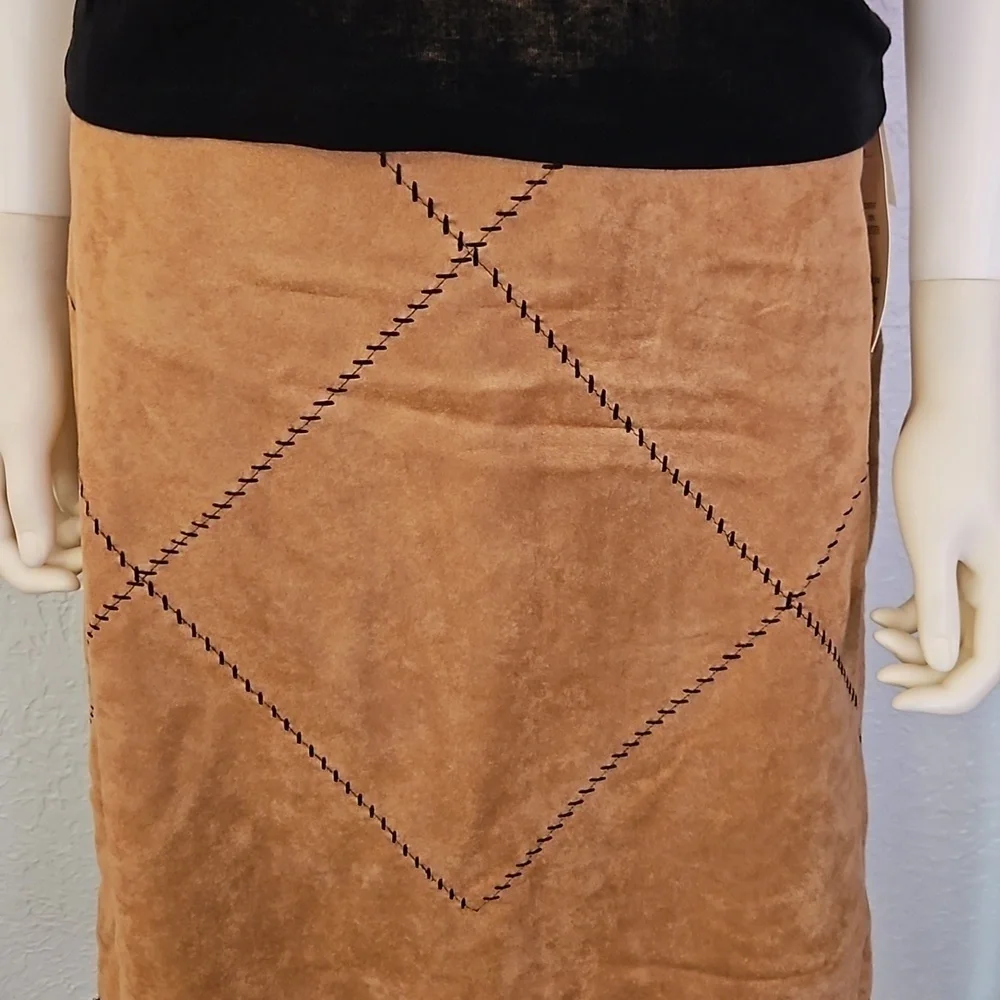 ECOLOGIE Tan Faux Suede Patchwork Scalloped Floral Cutout Skirt